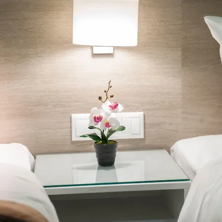 Vizantio Hotell 3*